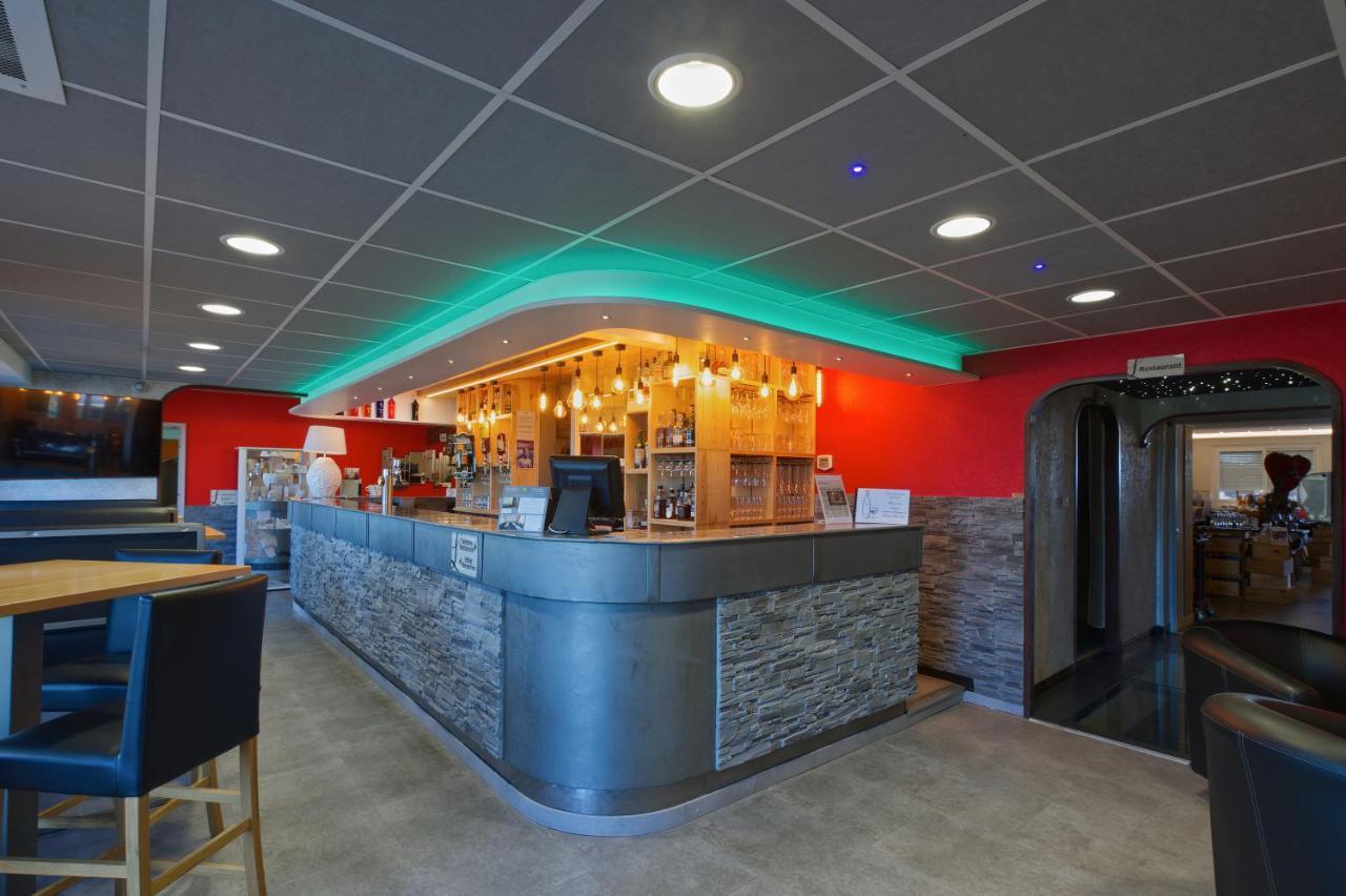 Logis Hotel Centrotel Et Spa Bulles D'Allier Montmarault Eksteriør bilde