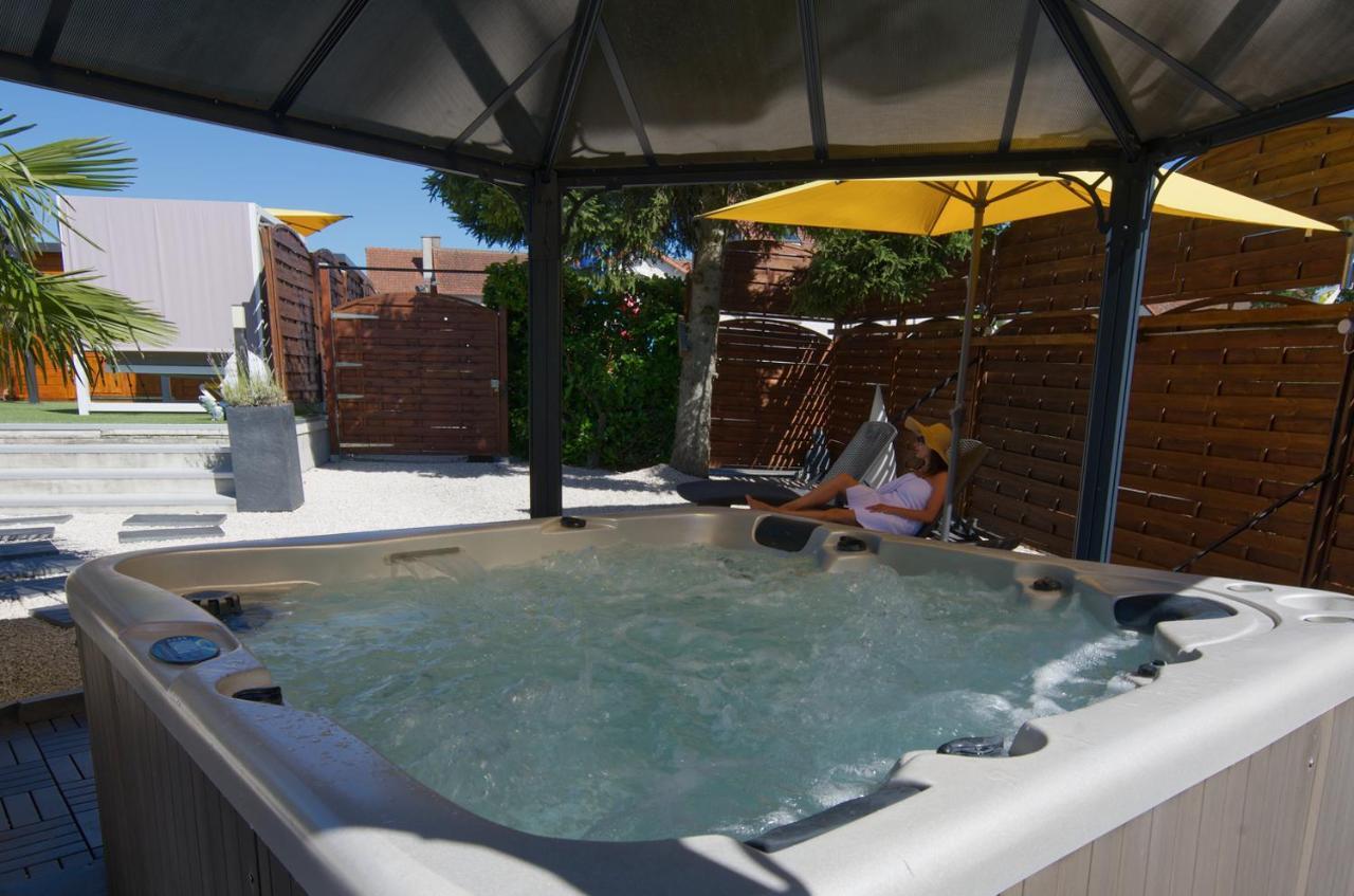 Logis Hotel Centrotel Et Spa Bulles D'Allier Montmarault Eksteriør bilde
